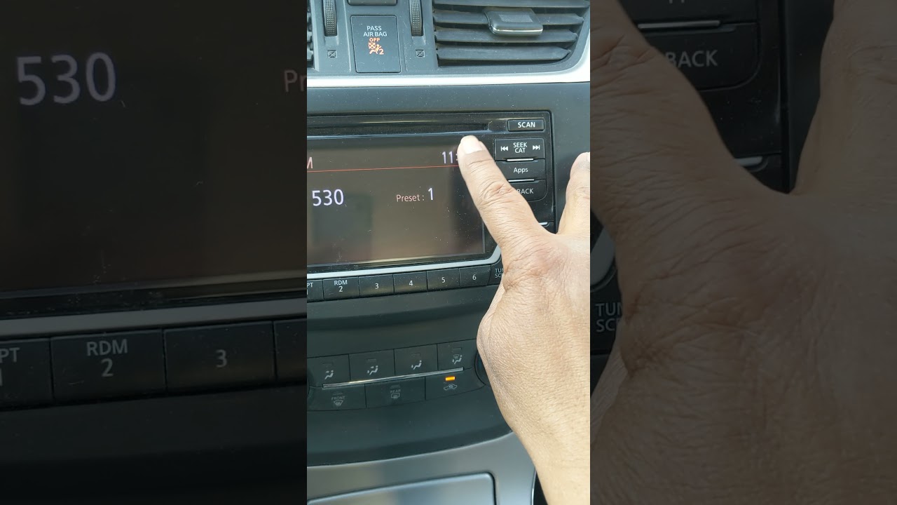 2015 Nissan Sentra SV Bluetooth reloj y brillo en la pantalla