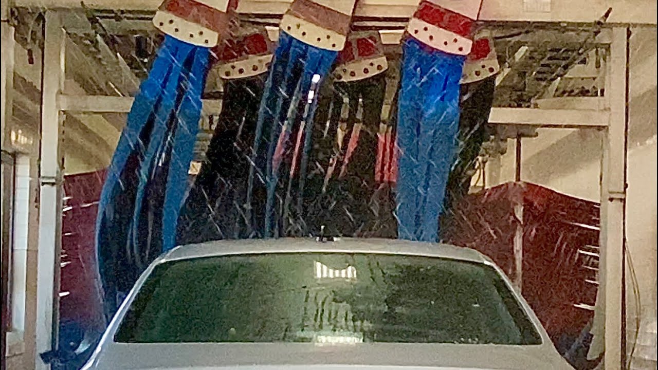 Holiday Car Wash Belanger Tunnel Equipment