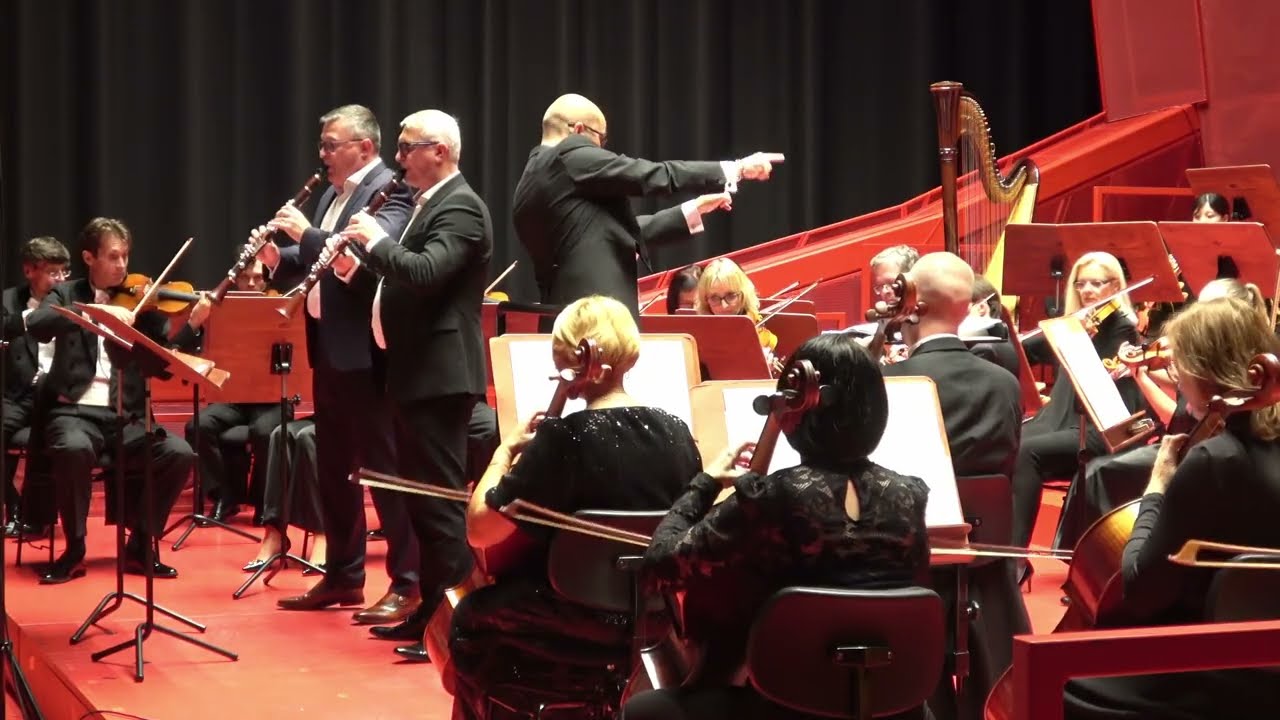 FRANTIŠEK VINCENC KROMMER-KRAMÁŘ: Koncert pro dva klarinety a orchestr č. 2 Es dur op. 91