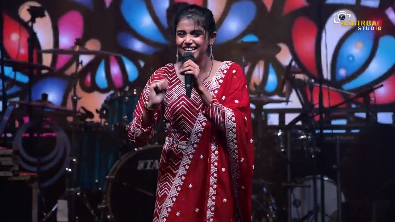 অঙ্কিতার যে গানটি সারা বিশ্ব জুড়ে হিট | কমলা নৃত্য করে | Ankita Bhattacharyya Live Singing