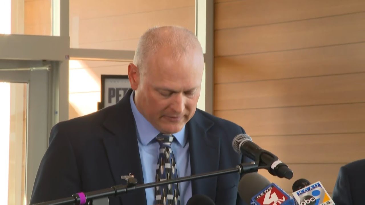 Iowa State Patrol and Iowa Lakes Community College hold press conference about deadly bus crash