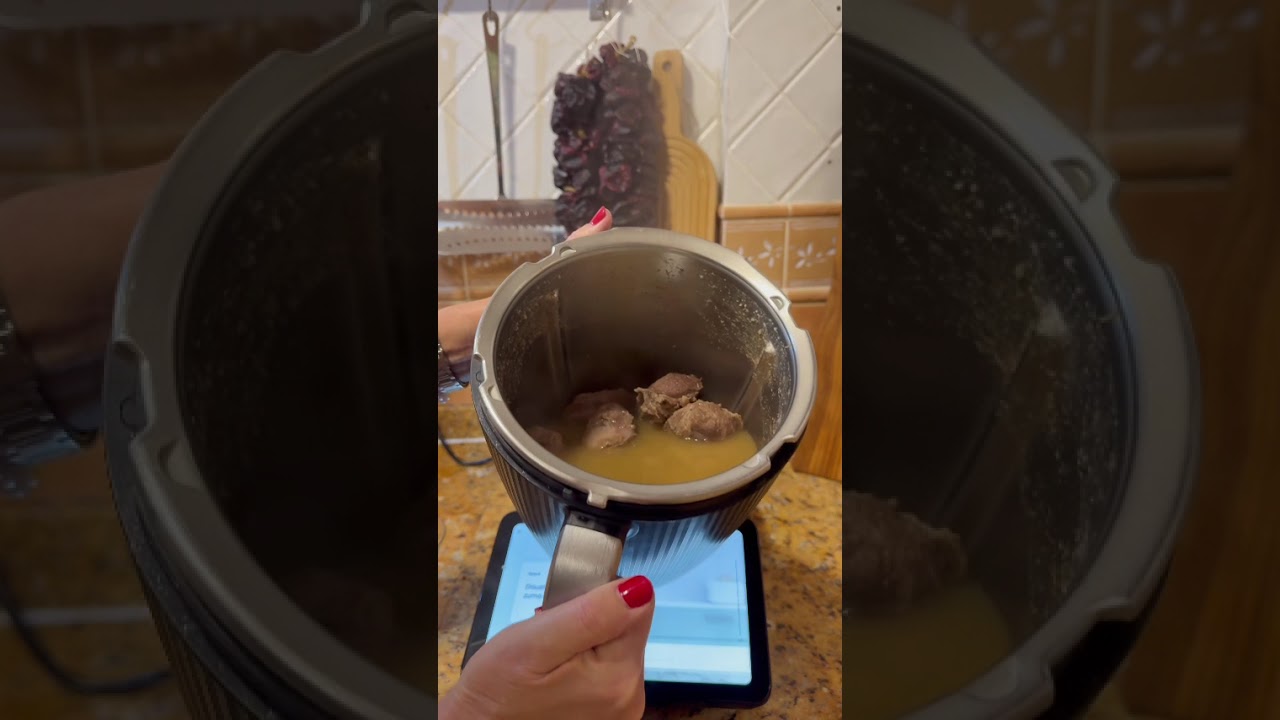 Carrilleras de cerdo con salsa de vino oloroso Thermomix 