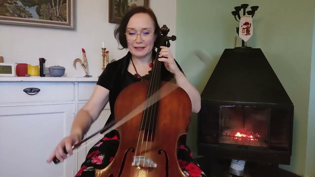 We Wish You a Merry Christmas, Silent Night & Carol of the Bells for Cello | Cello from Zero