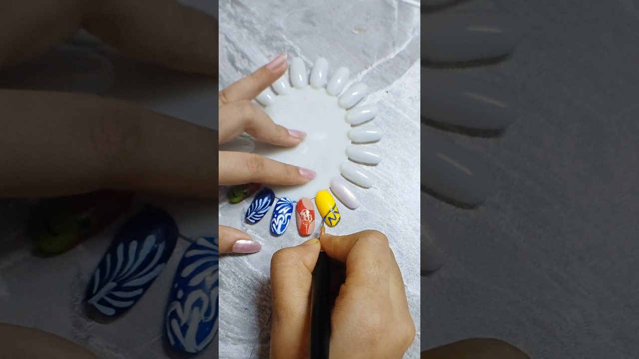 Mandala Nail Art Tutorial | Caramelo Yellow x Gel Navy Crave | 
