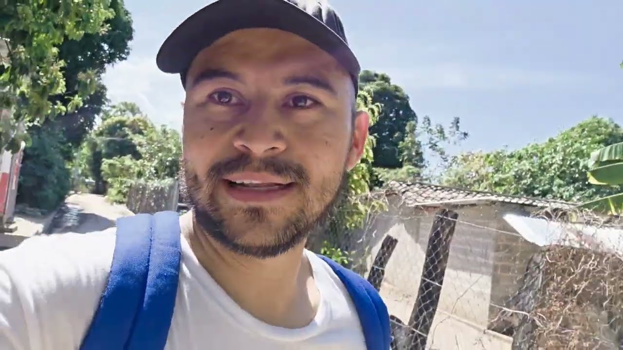 Así es mi VIDA en EL SALVADOR🇸🇻 Visité el Lugar donde estudié hace más de 25 años Y esto sucedió?😱