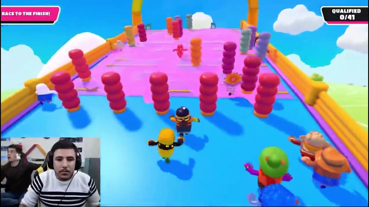 عبسي يلعب فل جايز ويكسر الكيبورد Fall Guys