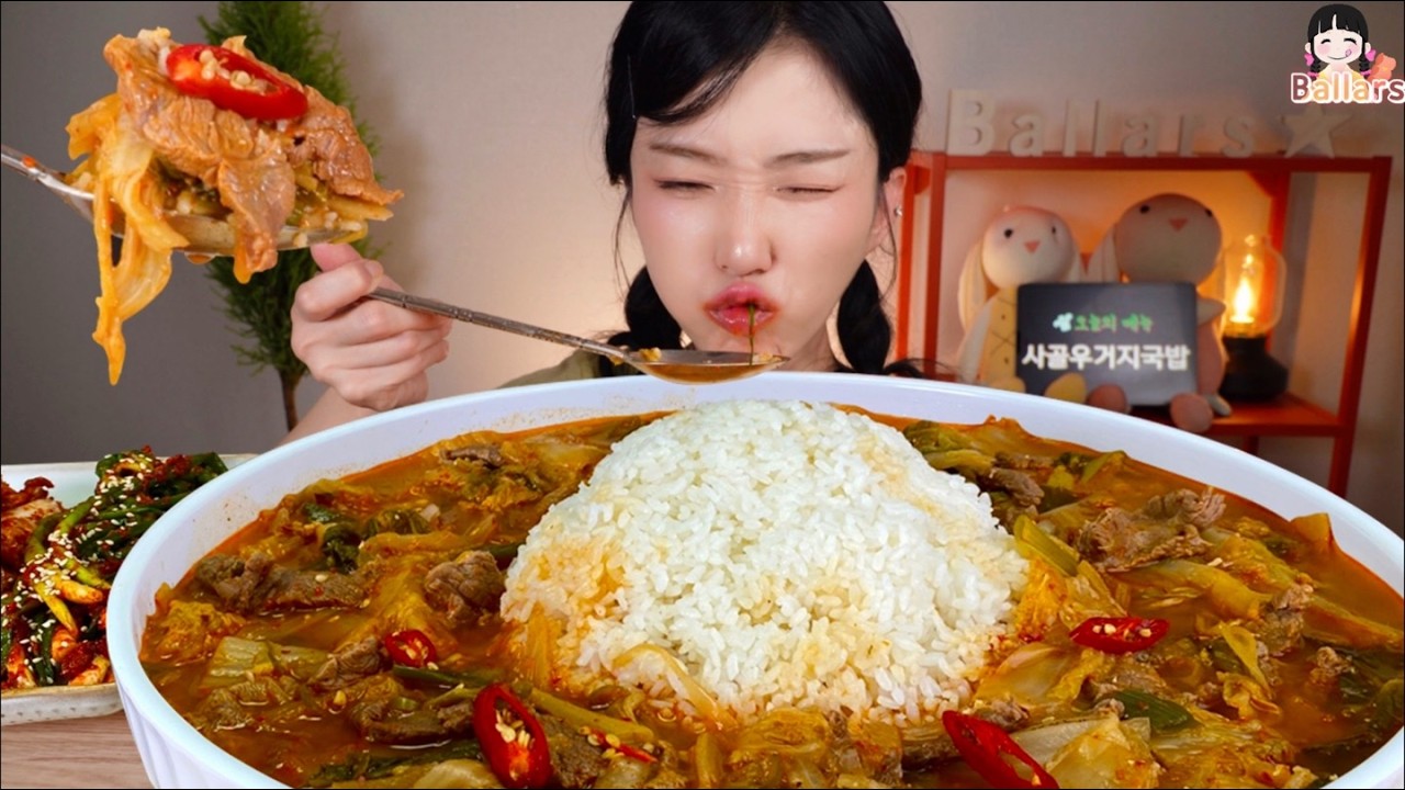🥣 Korean Napa Cabbage Hangover Soup ☆Big Bites : ASMR :: Eatingshow☆