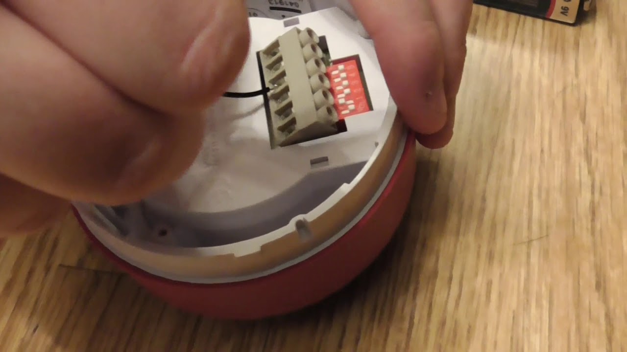 Wiring a Fulleon call point with a Roshni Sounder