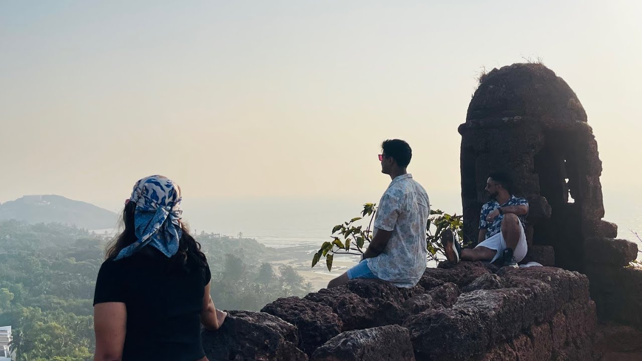 Goa trip (Part 2)!! || Exploring dil chahta hai fort & south goa || HIDDEN reality of Goa
