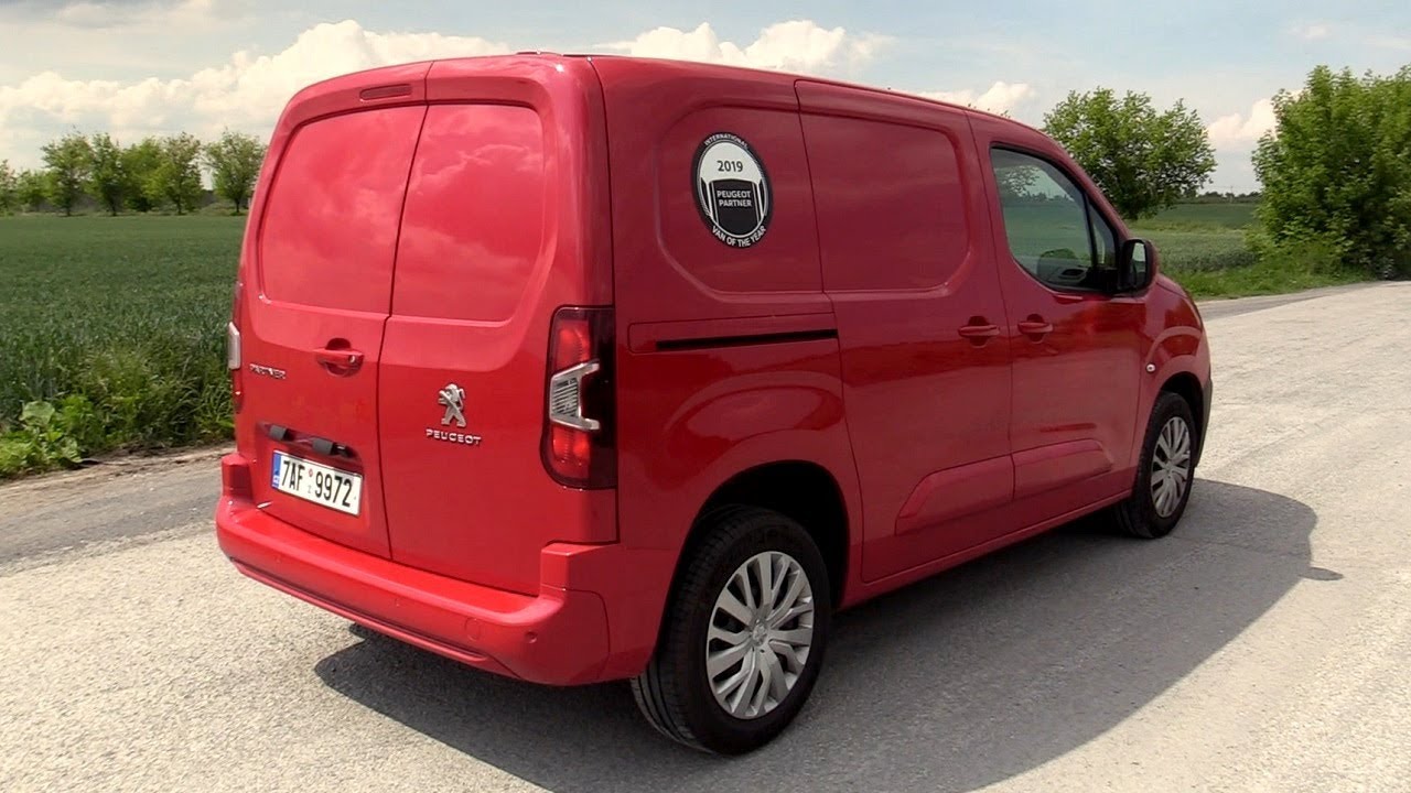 New Peugeot Partner Furgon | Detailed Walkaround (Exterior, interior)