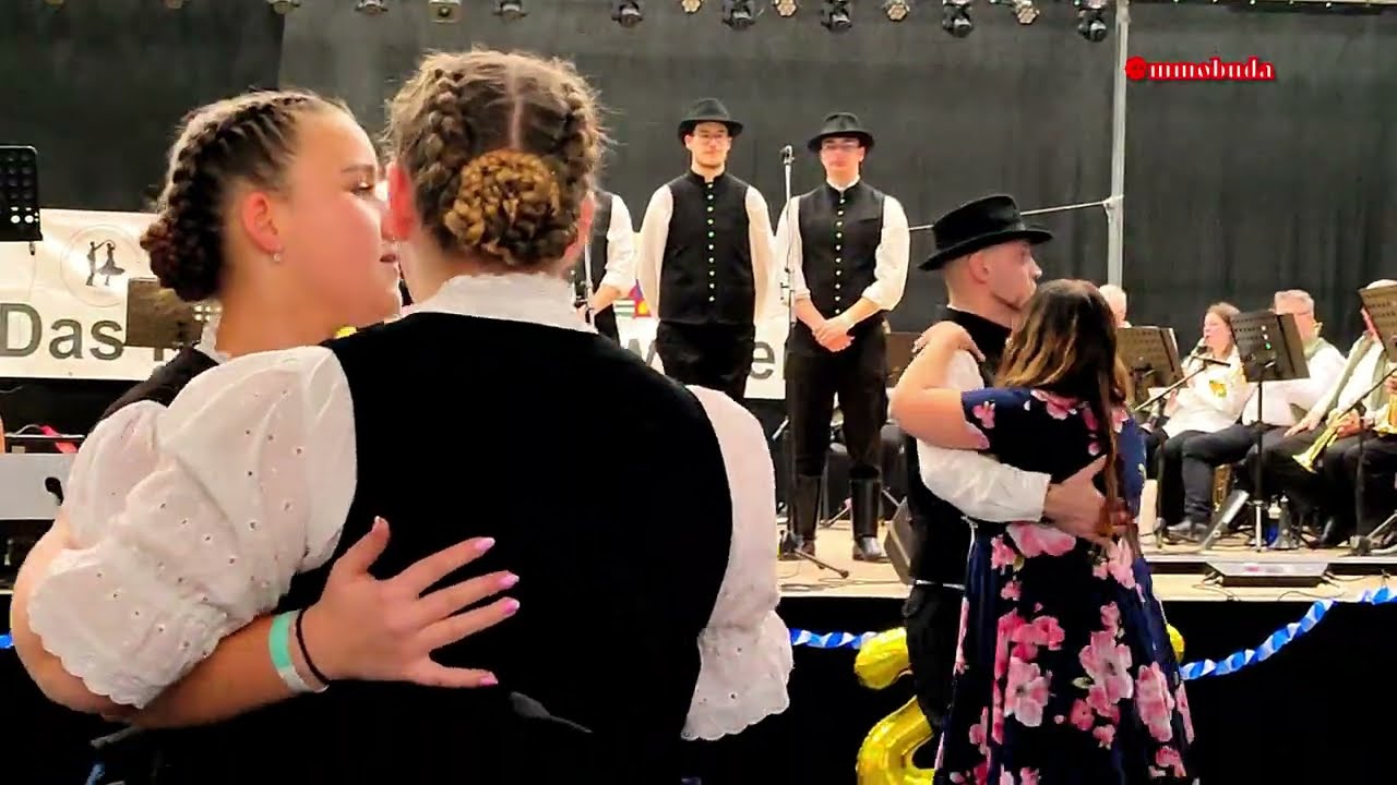 HINTER DER GARAGE DREI DÖRFLER BUAM GALA HARAST 2026