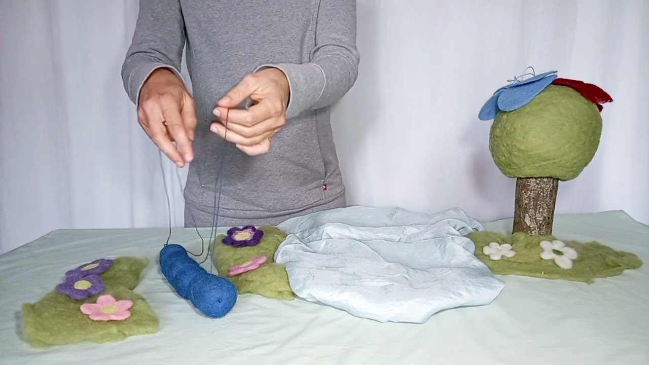 Puppenspiel, Märchen, Waldorf (Sommer) - Die Raupe Blau
