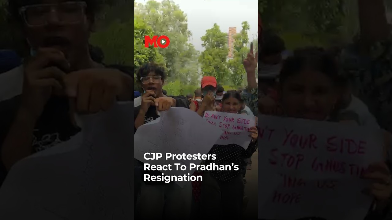 CJP Protesters Hear News of Dharmendra Pradhan&rsquo;s Resignation | Mo of Everything