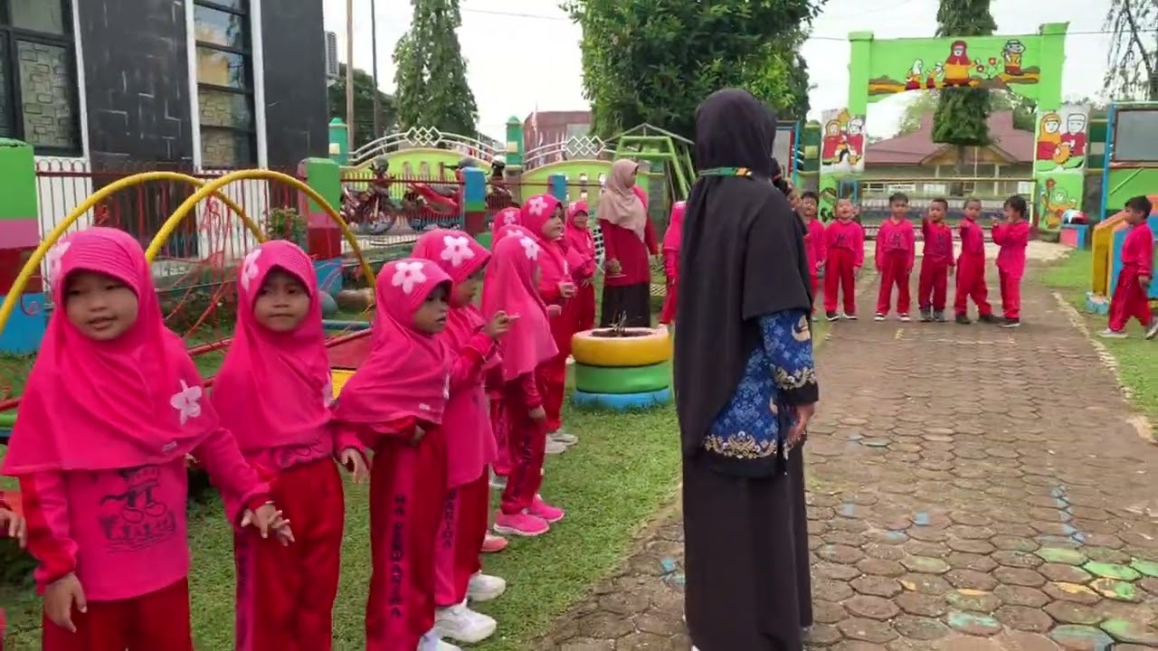 jumat ceriaaa bermain bersama sambil belajar kognitif mengigat angkat angka 