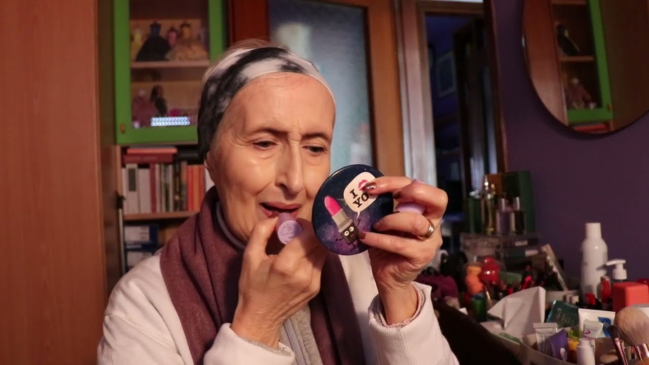 Cosa fare quando si ha zero voglia di truccarsi?