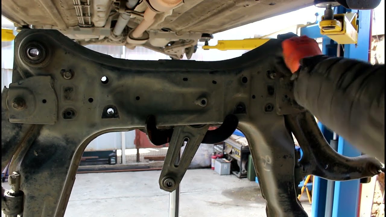 Замена сайлентблоков подрамника на Nissan Qashqai 2,0 4WD Ниссан Кашкай 2008 1часть