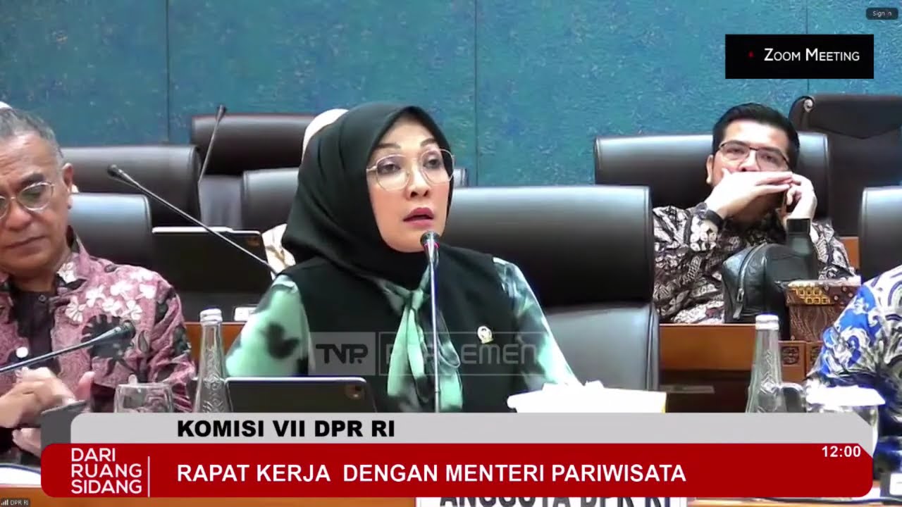 BREAKING NEWS - KOMISI VII DPR RI RAKER DENGAN MENTERI PARIWISATA RI