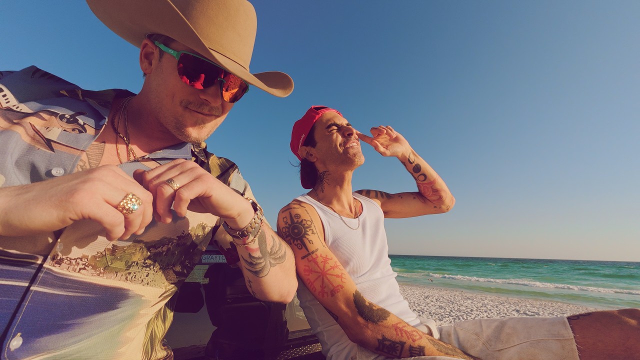 Brian Kelley & Niko Moon - B-Y-O-Beach (Official Music Video)