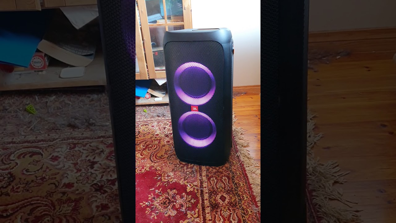 JBL Partybox 310 bass test.