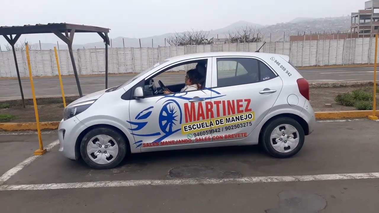 Práctica en el mismo Circuito oficial de marbal estacionamiento paralelo