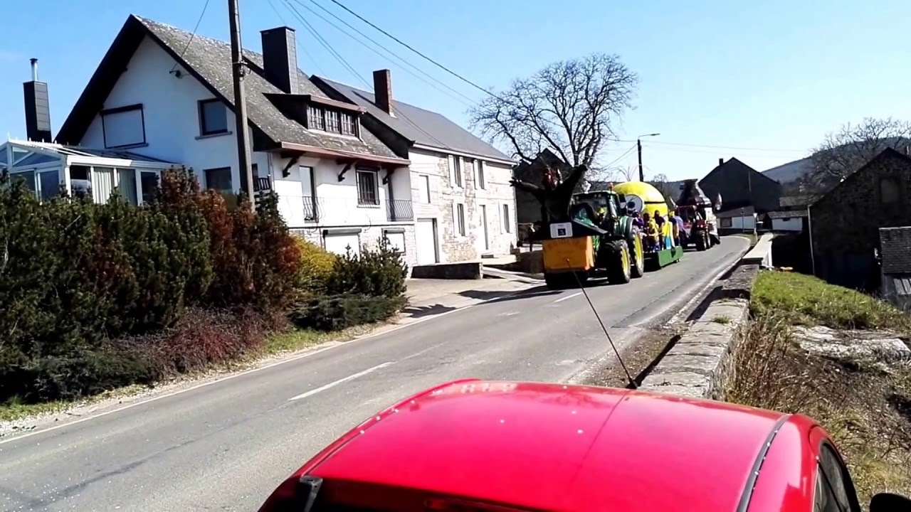 Carnaval de Wellin 2016 tour du village