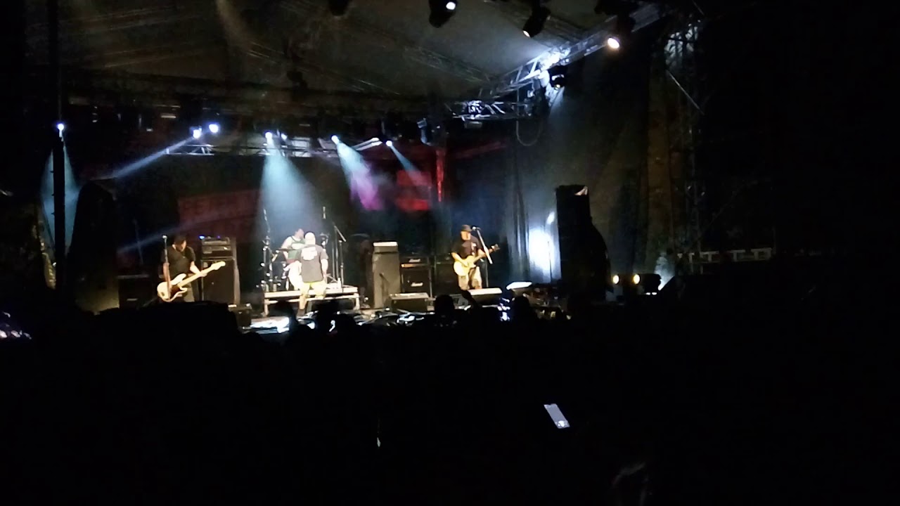 Peter And The Test Tube Babies - Banned From The Pubs (Live@EXIT Novi Sad 4.7.2019.)