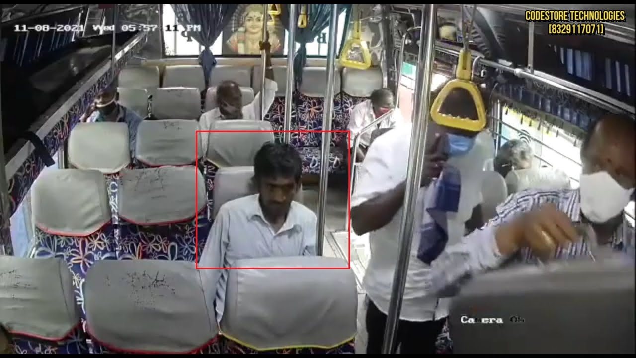 Thief Stealing Bag in Bus  CCTV Footage From Maharashtra