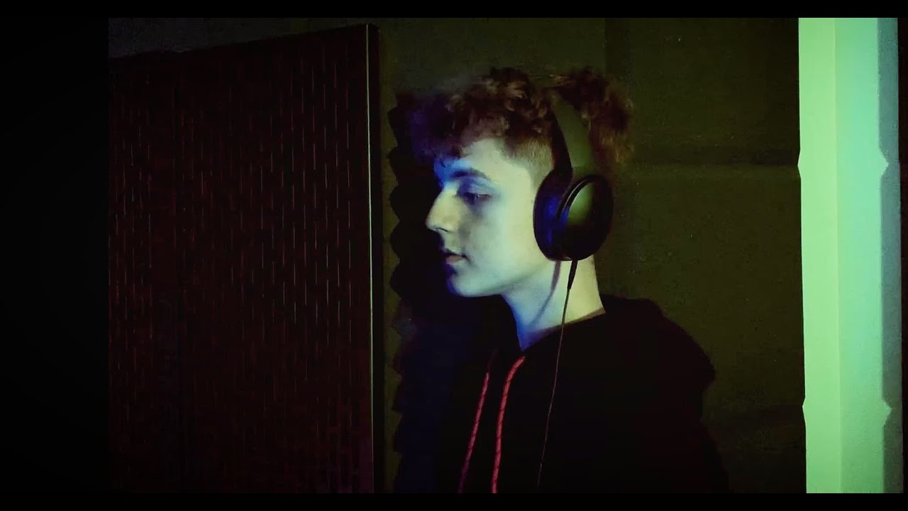 Eryk Waszczuk - Someone You Loved (cover)