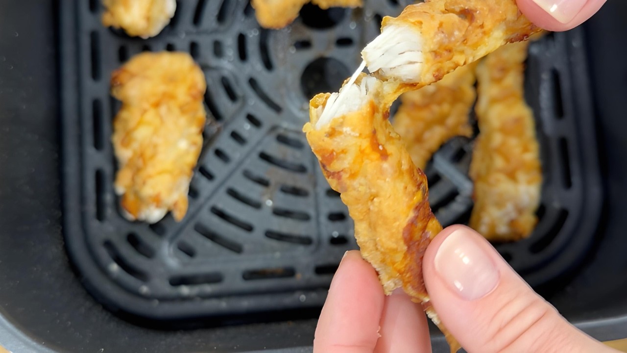 These Air Fryer Chicken Strips Beat KFC