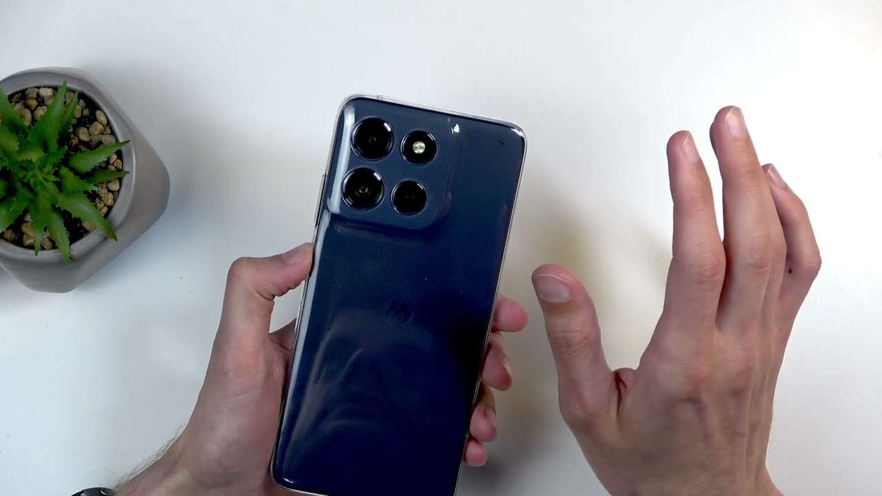 MOTOROLA Moto G56 5G Unboxing and First Look – What's in the Box and Key Specs