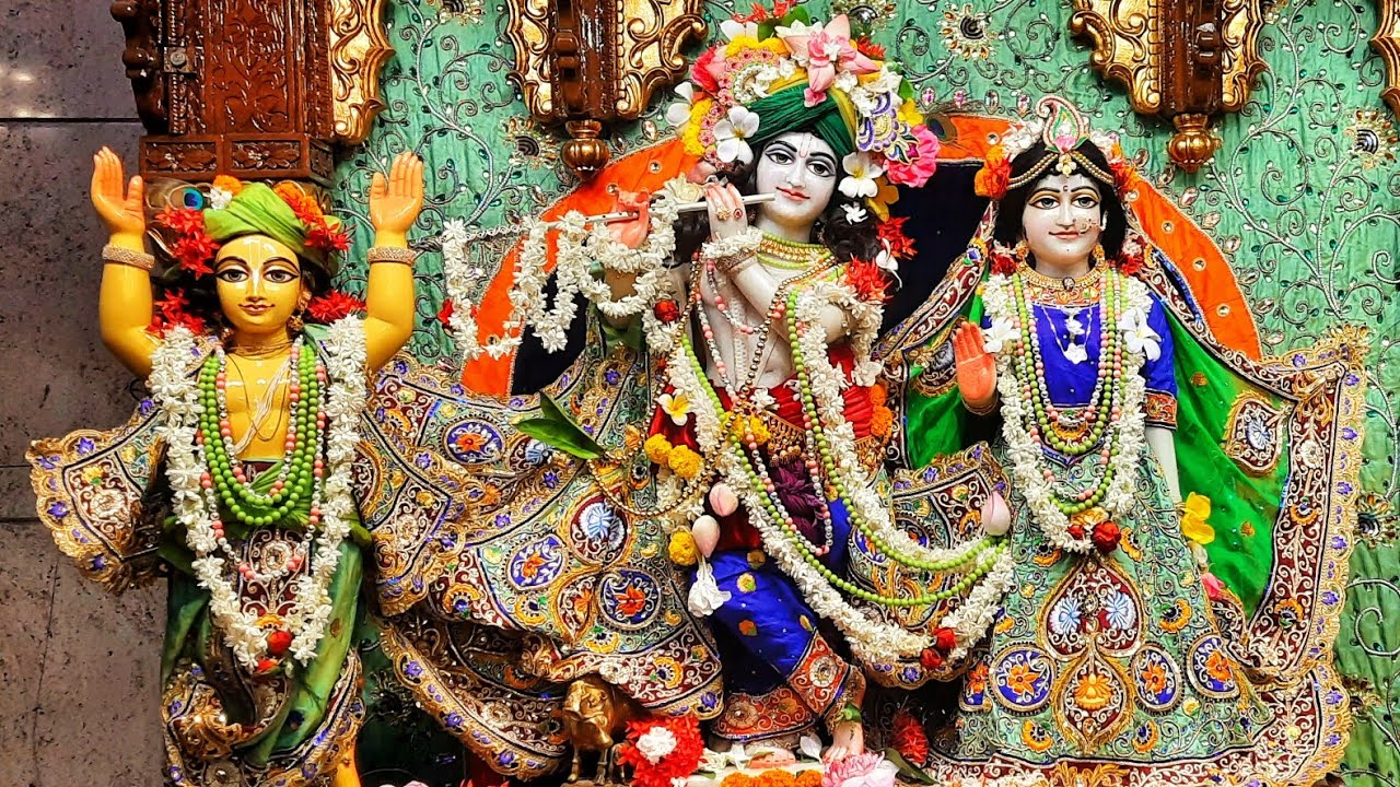 Shringar Darshan_ISKCON Kolkata _24th August 2021