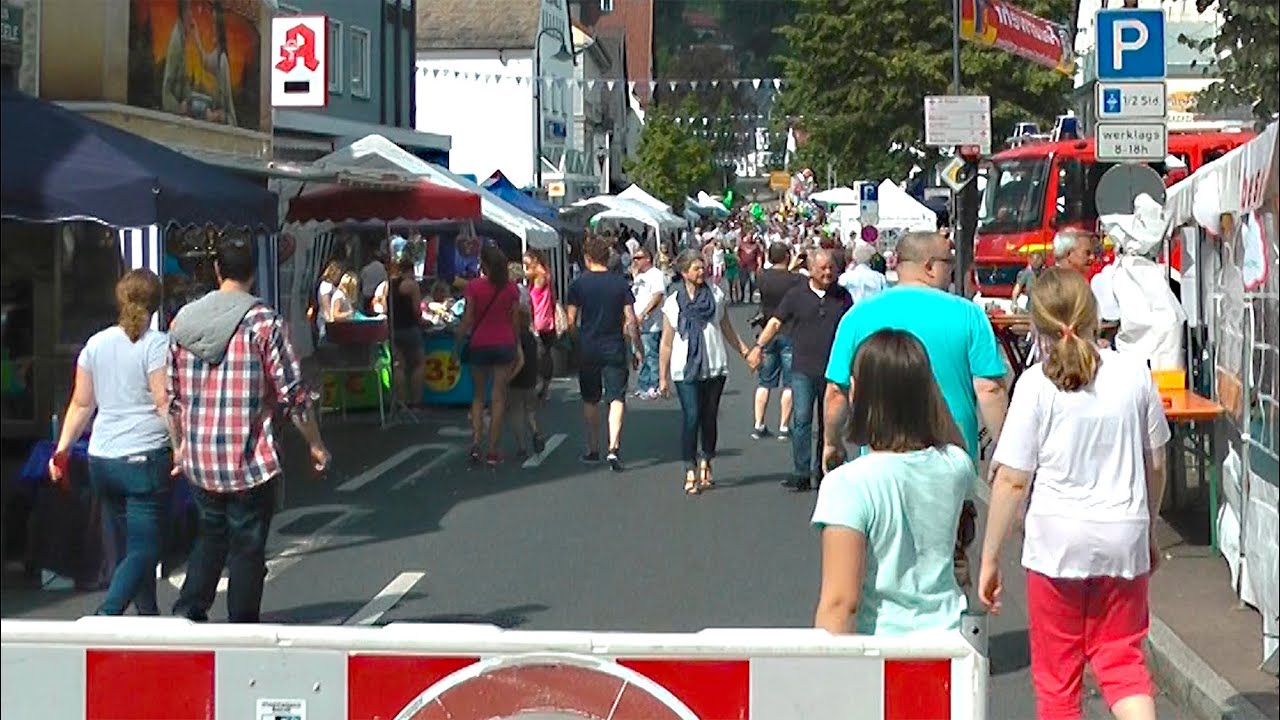 Sonniges Jubiläumsstadtfest (Balve)
