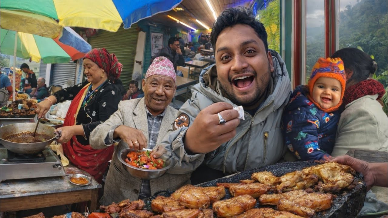 "GORKHA HAAT" - Unique street food market in Darjeeling । Famous thursday market in Darjeeling 