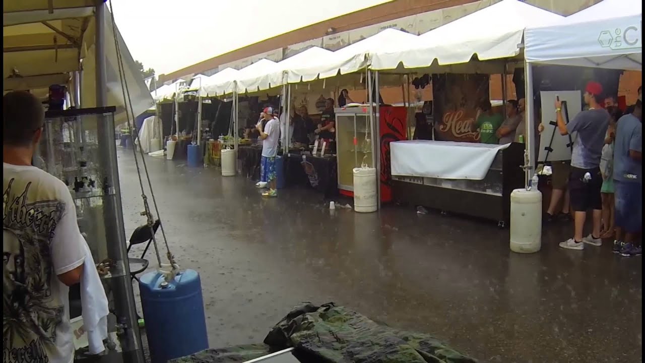 Dabbing in the Rain at the 710 Cup