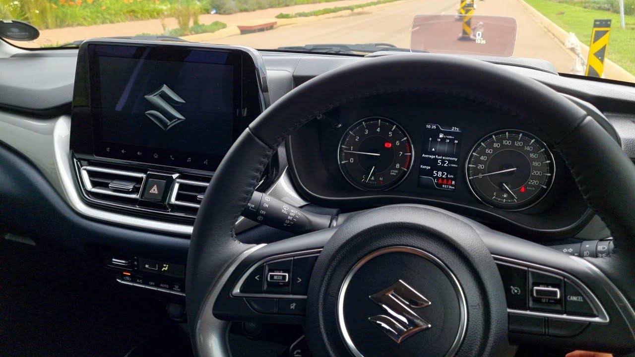 Suzuki Baleno 1.5L GLX 2022 года — подробный обзор от первого лица