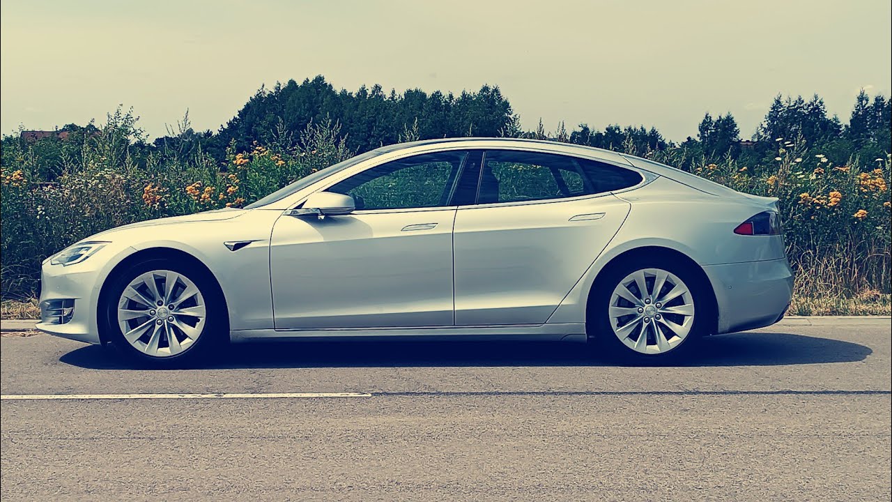 elektryczna Tesla Model S 75, a nie lubiłem tego samochodu