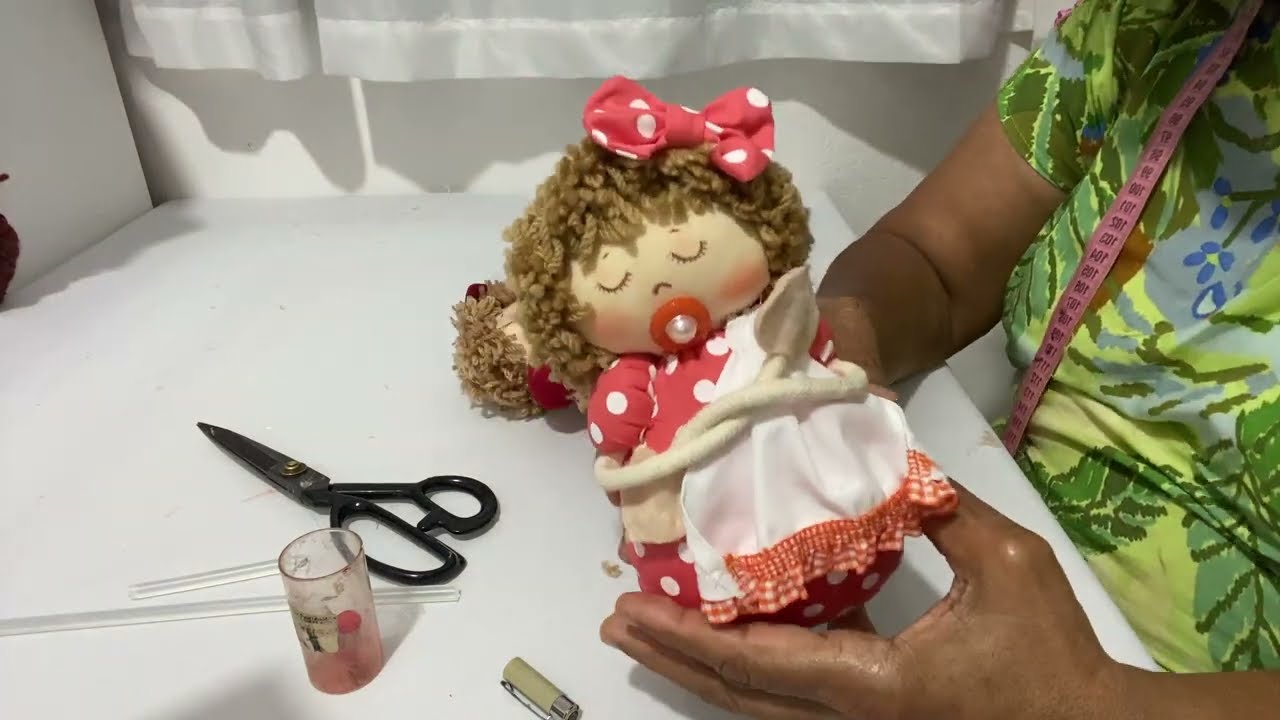 COMO APROVEITAR OS RETALHOS - ideia  fácil pra criança brincar e colecionar.