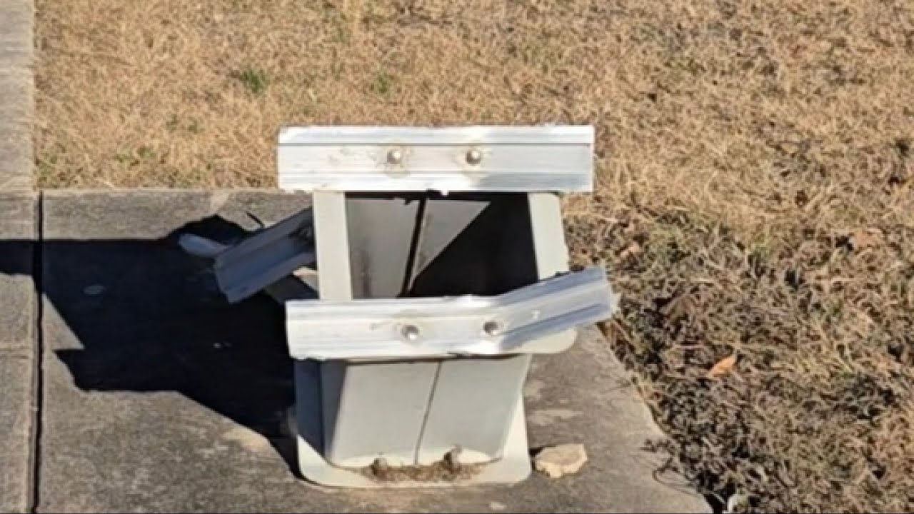 People waiting more than a year for replacement of damaged mailboxes in NE Bexar County neighborhood