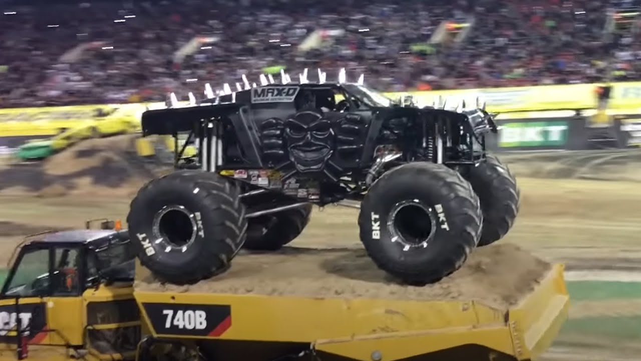Max D Encore Monster Jam World Finals 19