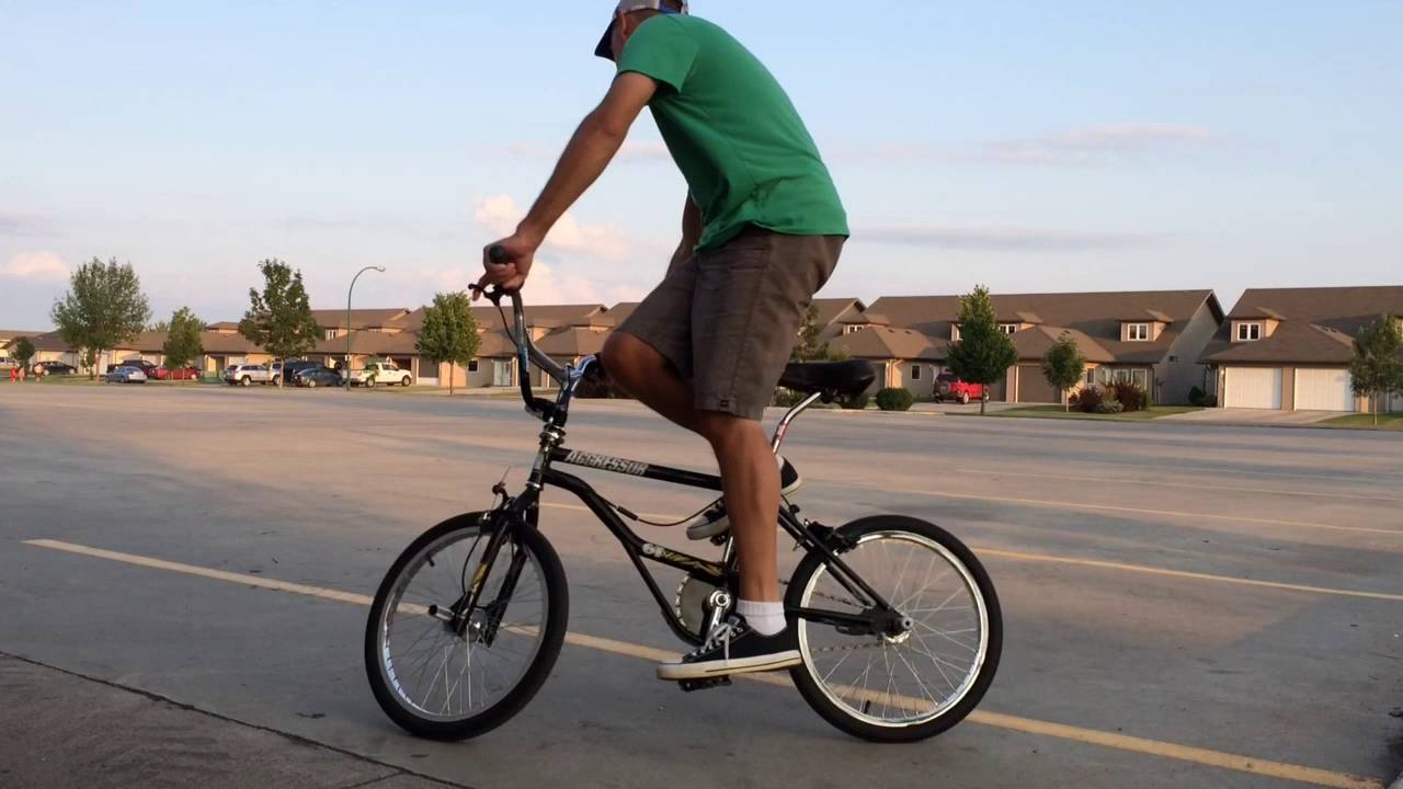 Old School BMX Freestyle Flatland Tricks