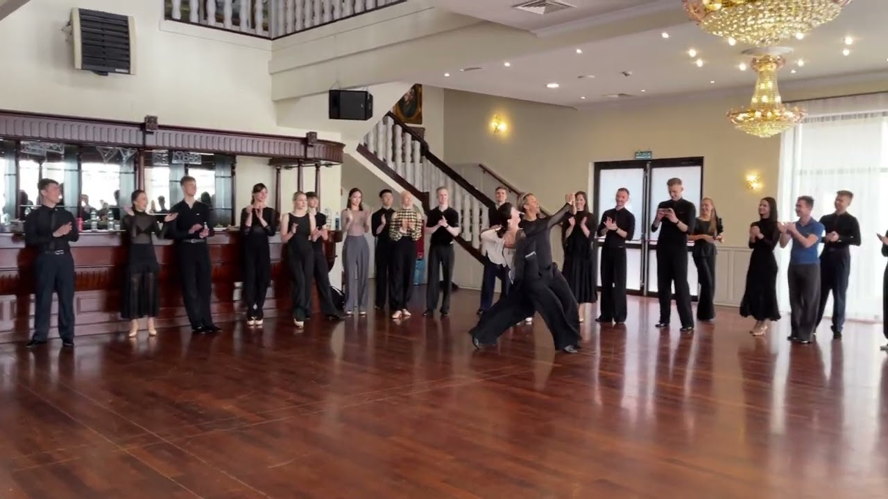 Mirko Gozzoli& Anne Gleave | Slow Foxtot | gozzolitc23