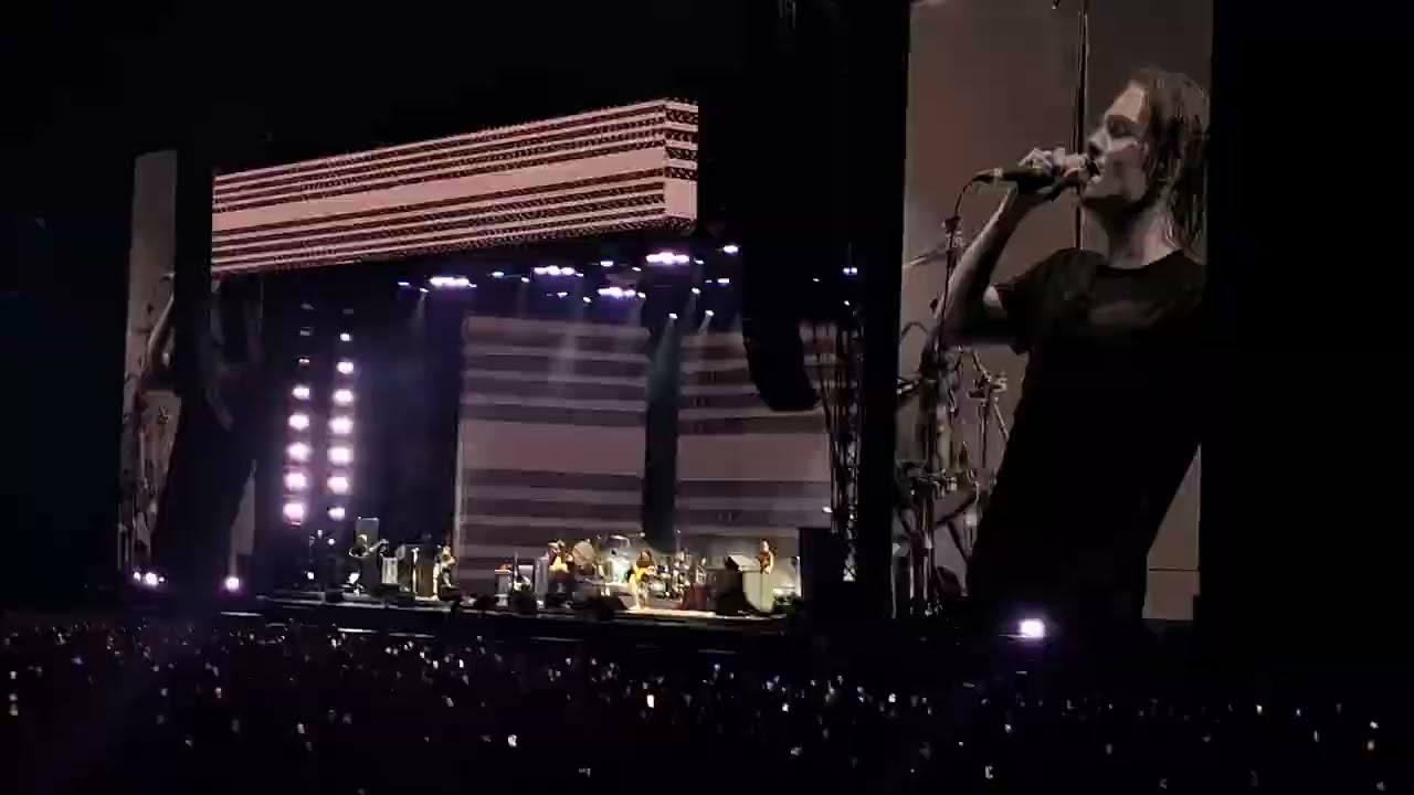 My Chemical Romance - Helena Live (Long Live the Black Parade)