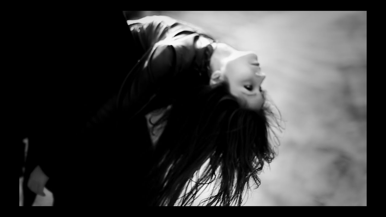 Amigod - Este van (Official Video)