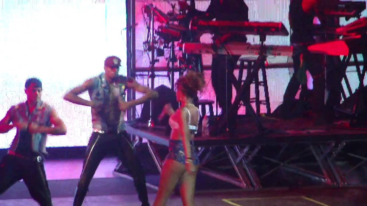 Rihanna - Loud Tour - Belo Horizonte - S&M