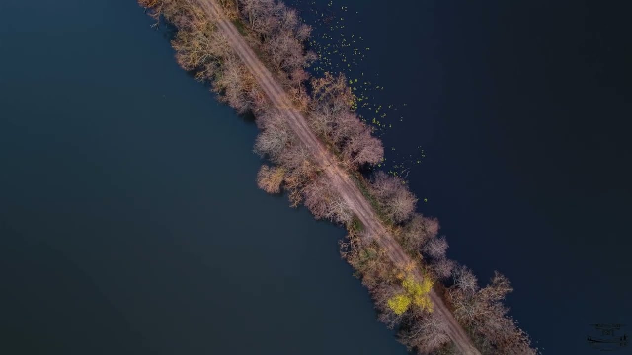 Grobla na jeziorze Salęt. Popowo Salęckie.