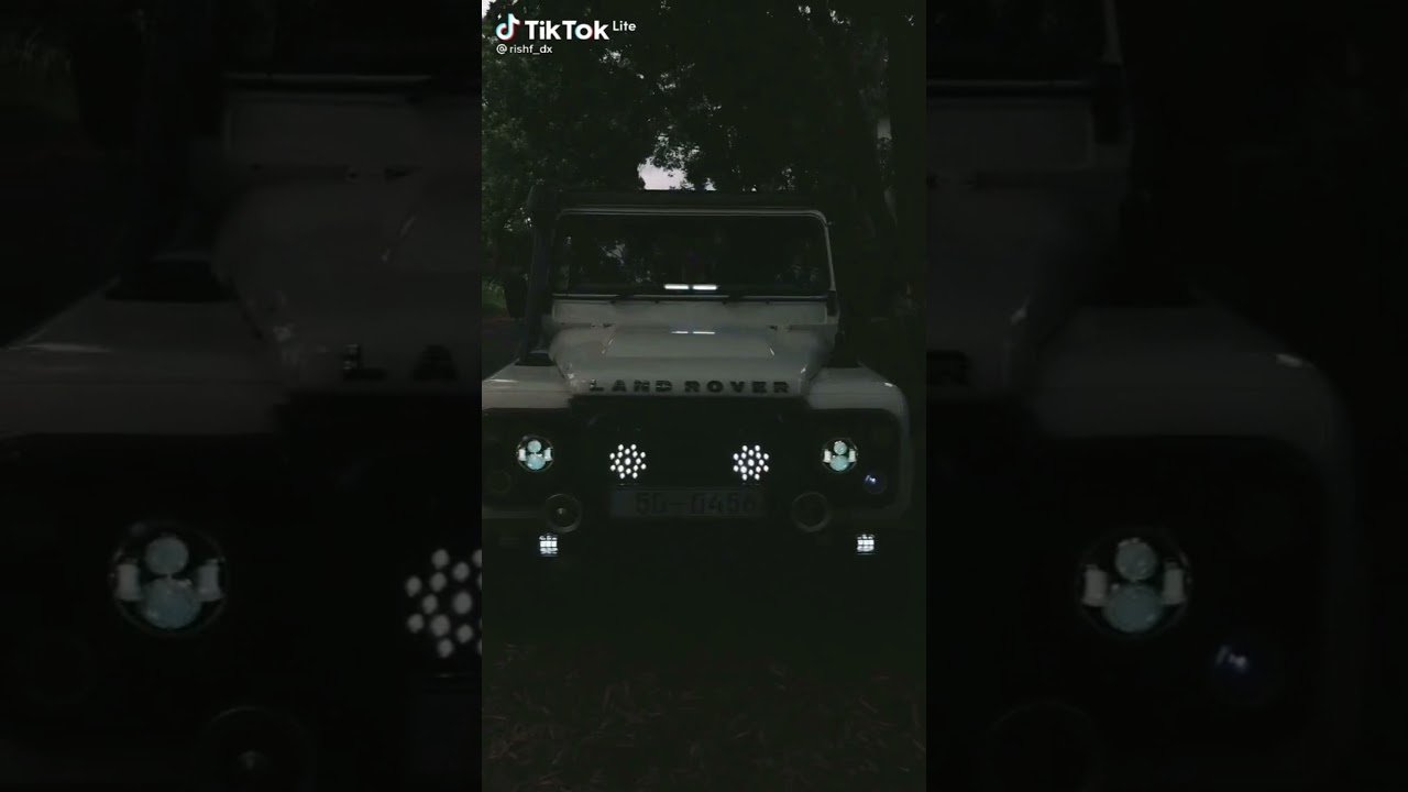 Most satisfying sri lanka defender  vip light sistem  vedio for whatsapp status Auto fast #defender