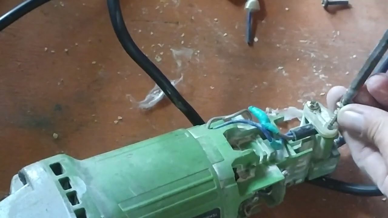mengganti kabel power gerinda tangan #ryu #shortvideo #viralvideo #tukangkayu #fyp