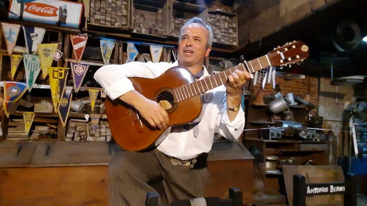CARLOS SFERRA (17.3.2022). Bosquejo gaucho (Luis Alberto Martínez)