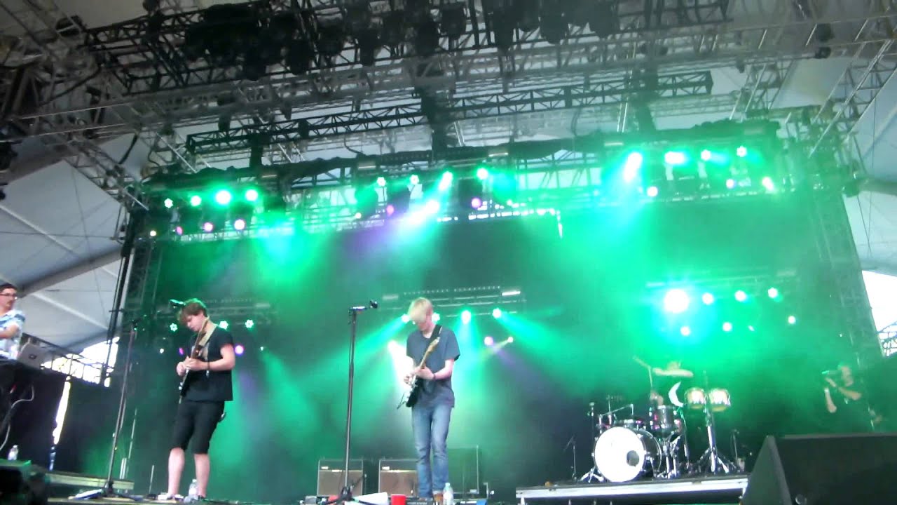 Alt-J - Bloodflood @ Coachella Festival 2013 Weekend 2