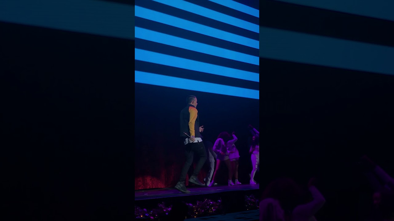 Liam Payne - Strip That Down Live - Tampa JingleBall 2017 Front Row